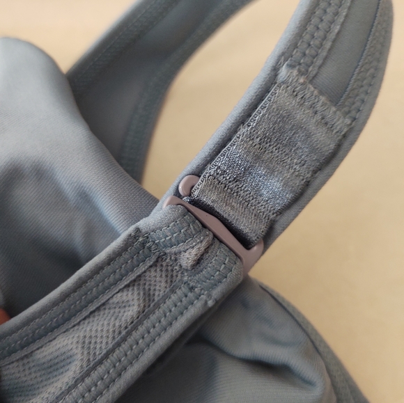 WACOAL | Simone High Impact Sports Underwire Bra | Blue/Gray | 42D - Picture 9 of 15